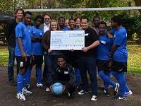 Fußball-Bekleidung für unbegleitete minderjährige Flüchtlinge