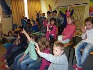 Theaterprojekt „Mein Körper gehört mir!“ an der Regenbogen-Grundschule