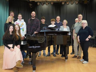 Mit Tastenpatenschaften zum neuen Konzertflügel